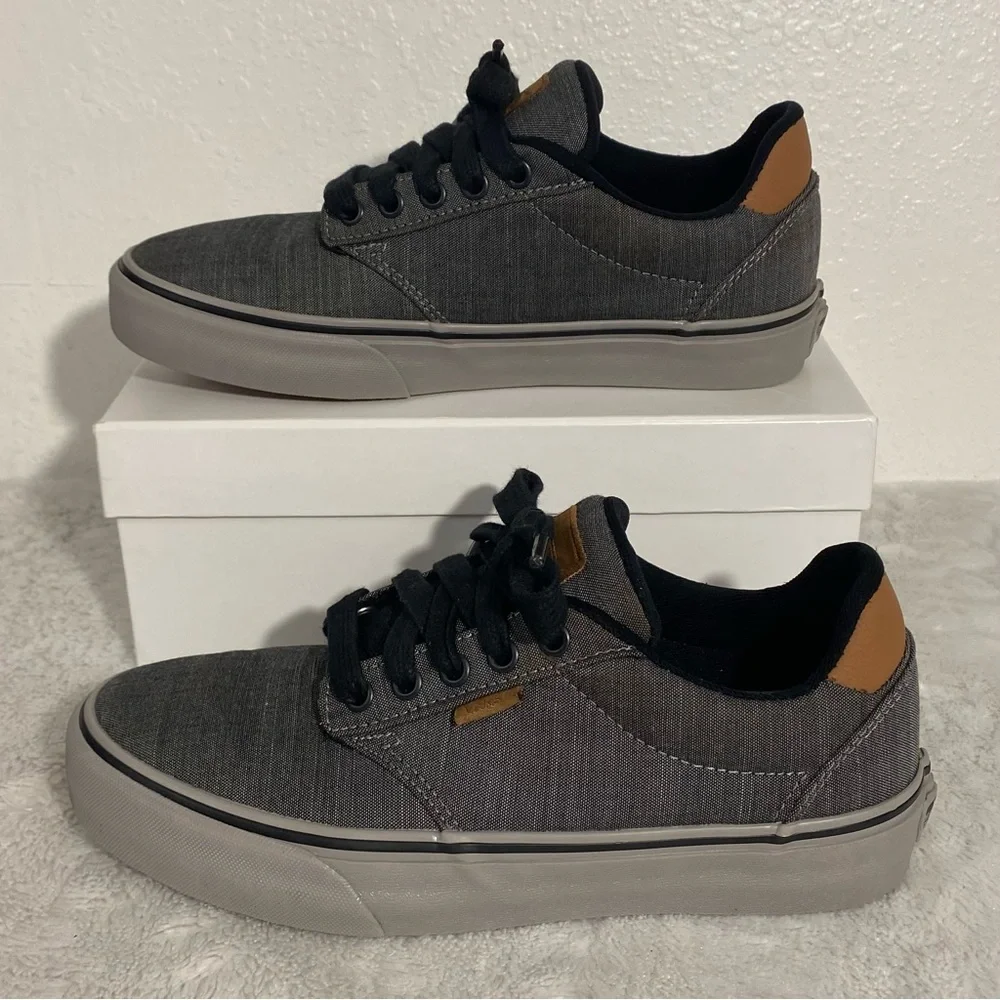 Vans Atwood Deluxe Sneakers Men’s Size 7 Grey DX